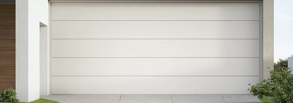 Sliding Garage Door Repair Help in Lauderhill, Florida